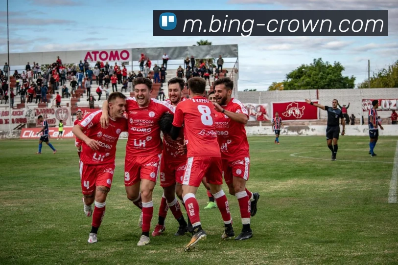 皇冠体育APP 封面图